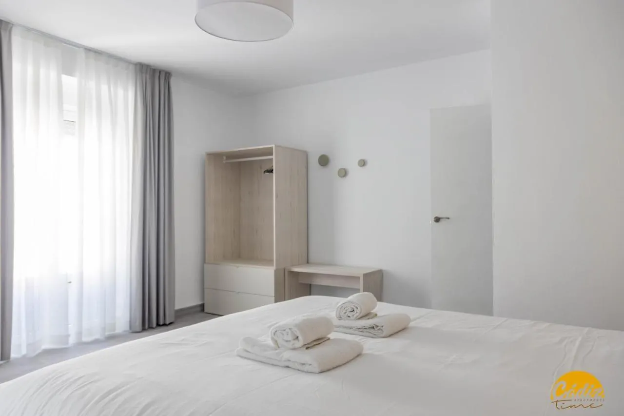 The House Of Colors By Cadiz Time Apartment