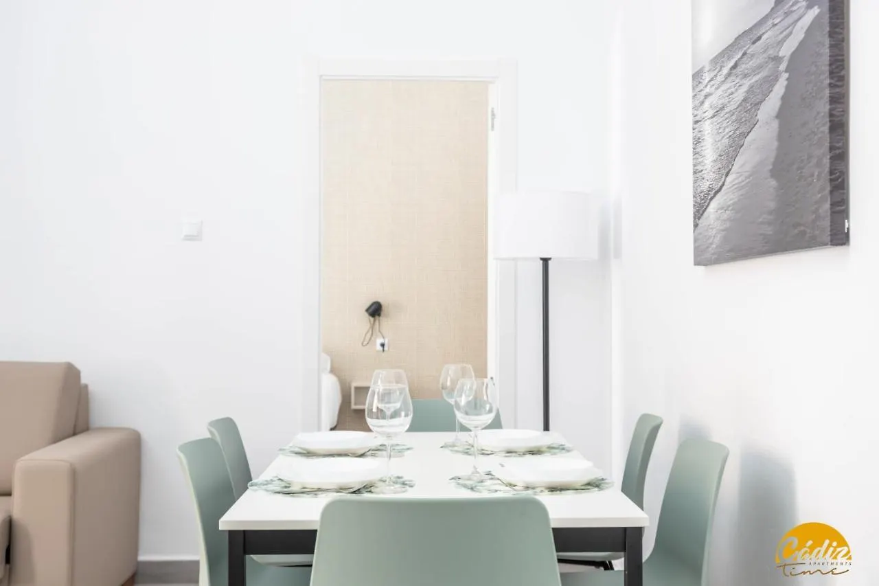 The House Of Colors By Cadiz Time Apartment