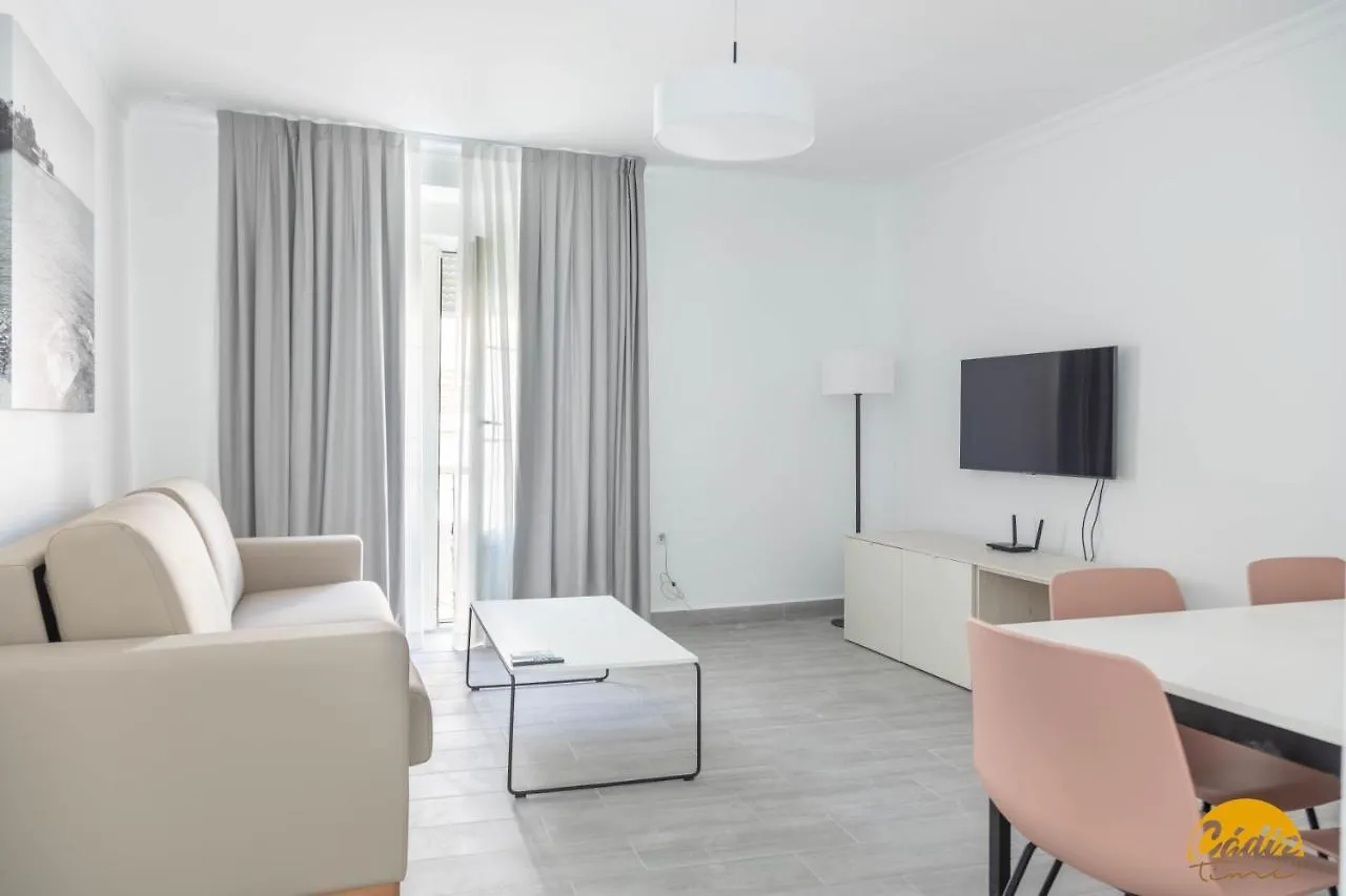 The House Of Colors By Cadiz Time Apartment