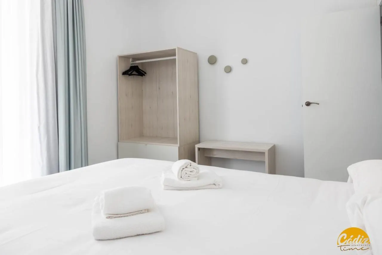 The House Of Colors By Cadiz Time Apartment