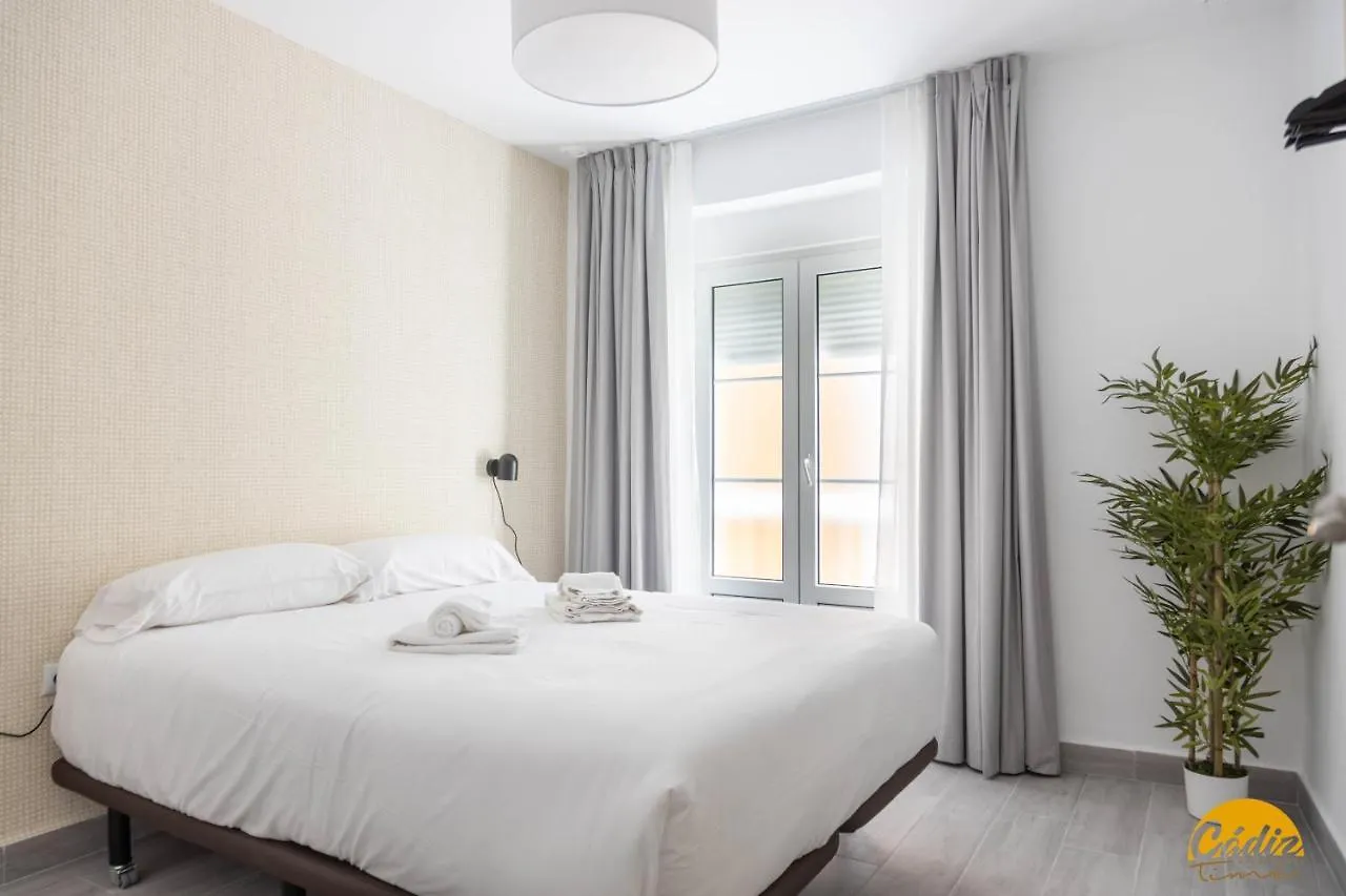 The House Of Colors By Cadiz Time Apartment